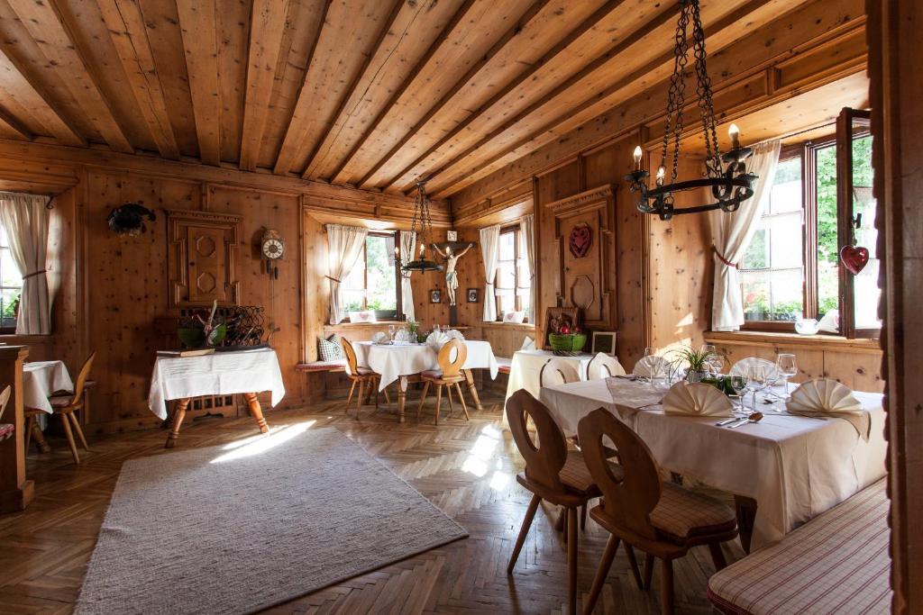 Posthotel Pfunds Kültér fotó